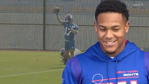 New York Giants Rookie Makes Unreal Catch at Practice