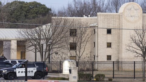 Texas Rabbi Says He, 2 Hostages Escaped Synagogue Standoff