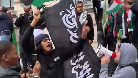 Londanistan: Thousands Of Muslims Call For The Armies Of Islam To Wage Jihad, Some Carry ISIS Flags