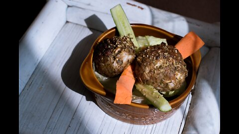 Chicken Meatballs with Zucchini and Spaghetti