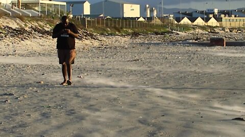 SOUTH AFRICA - Cape Town - Lagoon Beach (Video) (HYW)