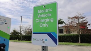 With rising gas prices, will Southwest Floridians go electric?