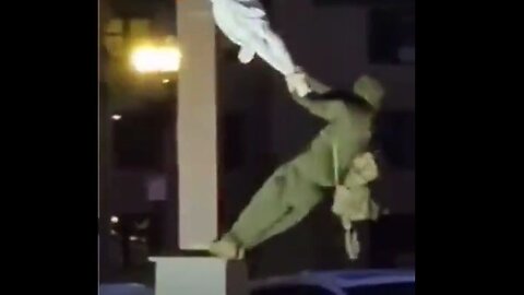 Man In Boston Attacks Famous Crucifix With Jesus, Breaks Christ's Arms Off