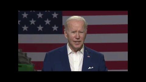 A Bird Just Sh*t on Biden While He Was Talking About Inflation in Iowa