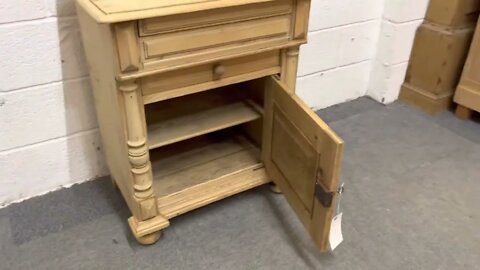 Small Antique Pine Washstand With Drawer (V2407B) @Pinefinders Old Pine Furniture Warehouse