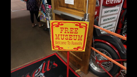 Slideshow Russell's Truck Stop Museum Part 1