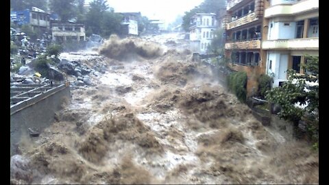 Flood devastates São Carlos, Brazil. Floods in Brazil. Natural disasters. The meta