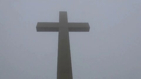 Memorial Cross - Mount Macedon, VIC