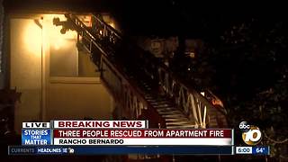 Three people rescue from Rancho Bernardo fire