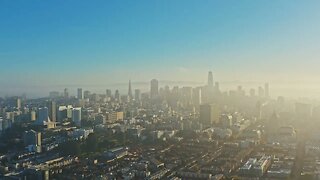 Vuelo sobre ciudad 2 - Úsalo Gratis.