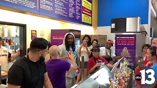 Ike's opens store in Vegas