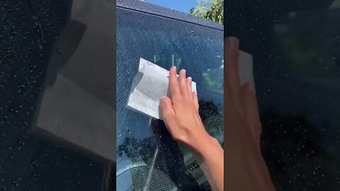 HOW TO GET BUGS OFF YOUR WINDSHIELD FAST