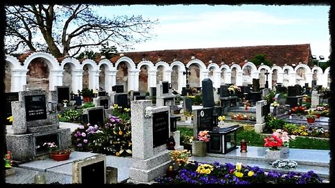 Cementerio Albrechtice nad Vltavou, Písek, Bohemia Meridional. (República Checa)