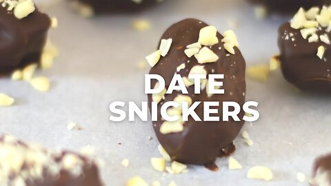 DATE SNICKERS l PEANUT BUTTER STUFFED CHOCOLATE COVERED DATES - Flavours Treat