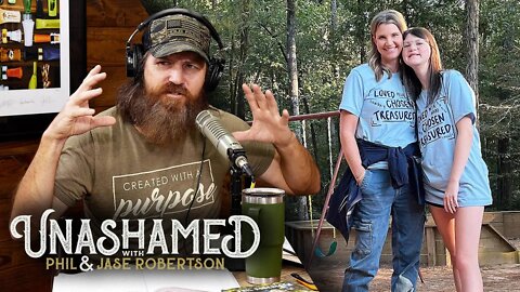 Jase & Missy Welcomed 30 Families for the Mia Moo FUNDay & Why Miss Kay Kicked Phil Out | Ep 570
