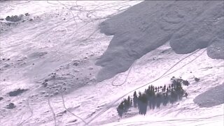 More people caught in large Friday avalanches in Colorado as rescue calls increase
