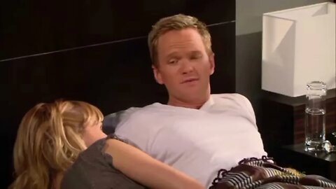 How I met your Mother - The girl won't leave barney alone #sitcom #shorts #howimetyourmother