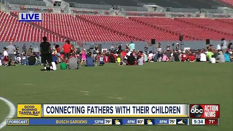 Father-kids event with Bucs quarterback coach kicks off Saturday at Raymond James Stadium