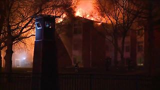 Fire displaces dozens from Cleveland apartment complex