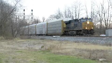 CSX Q216 Autorack Train from Sterling, Ohio November 21, 2020