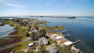 Frenchtown, Maryland via Typhoon H (480) - (Aerial)