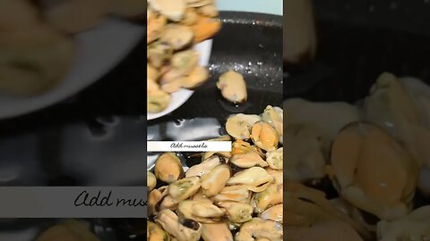 Healthy and Delicious Pan Fried Garlic Mussels and Crispy Stringless Beans Recipe