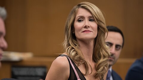 Laura Dern Wins Oscar For Best Supporting Actress