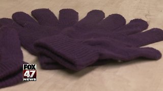Gloves become symbol of anti-bullying