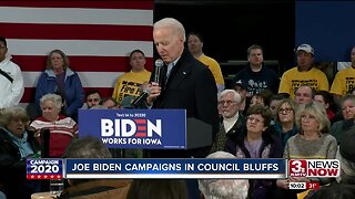 Biden campaigns on experience and it's swaying Iowa caucus-goers