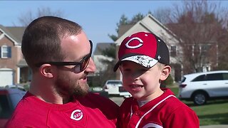 Reds Opening Day parade wasn't canceled for this 4-year-old fan