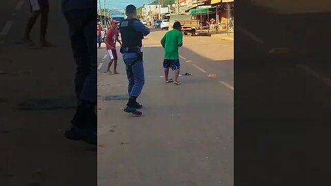 HOMEM É BALEADO APÓS DESAFIAR A POLICIA NA CIDADE DE ARAME-MA