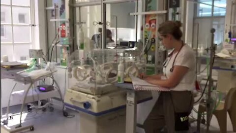 SOUTH AFRICA - Cape Town - Groote Schuur Hospital Neonatal Unit (Video) (g6C)