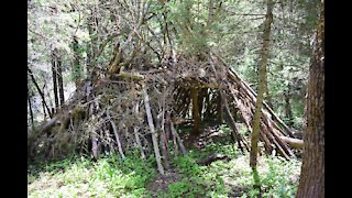 Man Made Structure Compared to Sasquatch Structure