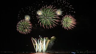 Fireworks hazards and safety tips for the holiday weekend