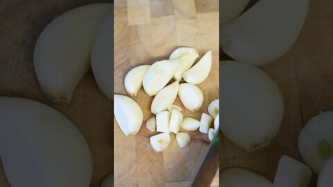 Garlic thyme dip