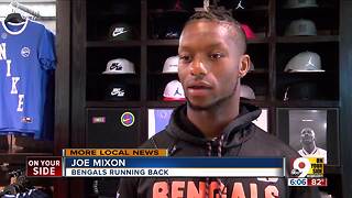 Bengals' Joe Mixon takes kids shopping for back-to-school