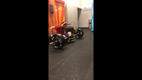 Doing 315 pound easy on hip thrusts💪🏼💪🏼🦵🏼🦵🏼🔥🔥💯