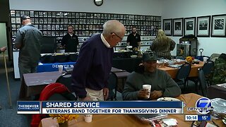 Organization gives veterans a meal during the Thanksgiving holiday