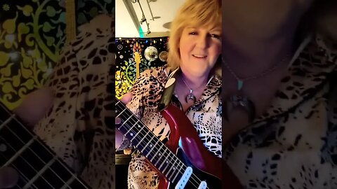 Santana guitar style improv/ Smooth by Cari Dell female lead guitarist