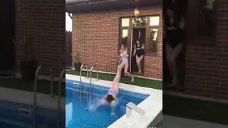 How not to lead the pool party || Viral Video UK