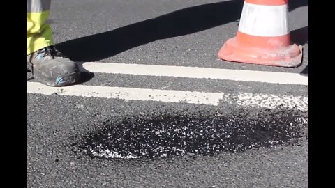 Fixing Potholes With Plastic