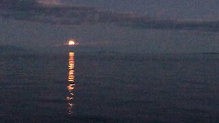 Moon rising Goose Spit