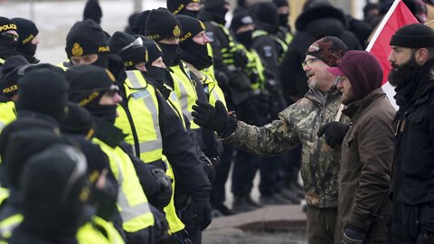 Canada Border Blockade Clearing Peacefully As Police Move In