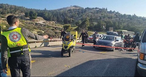 An Israeli soldierwaskilledand 8injured ina shooting in Beital- Maqdis