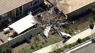 Small plane crashes in backyard of Southern California home