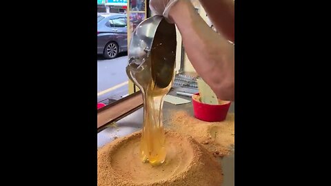 SUPER UNIQUE STREET FOOD IN TAIWAN