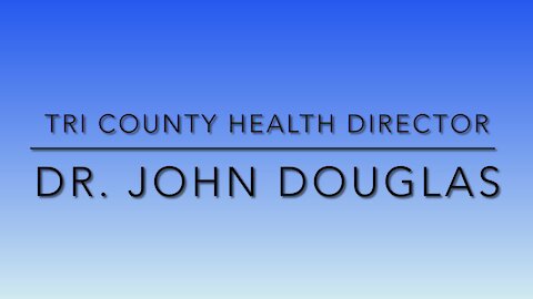 Colorado Tri County Hypocrite Dr. John Douglas Tears Off His Face Mask After 30 Seconds 10-26-21