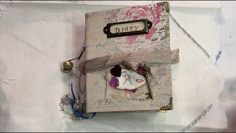 Episode 134 - Junk Journal with Daffodils Galleria - Chocolate Box Journal Flip Through!