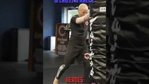 Heroes Training Center | Kickboxing & MMA "How To Double Up" Hook & Hook & Cross & Knee 2 | #Shorts