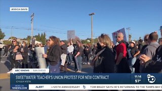 Sweetwater teacher's union protests for better contract offer